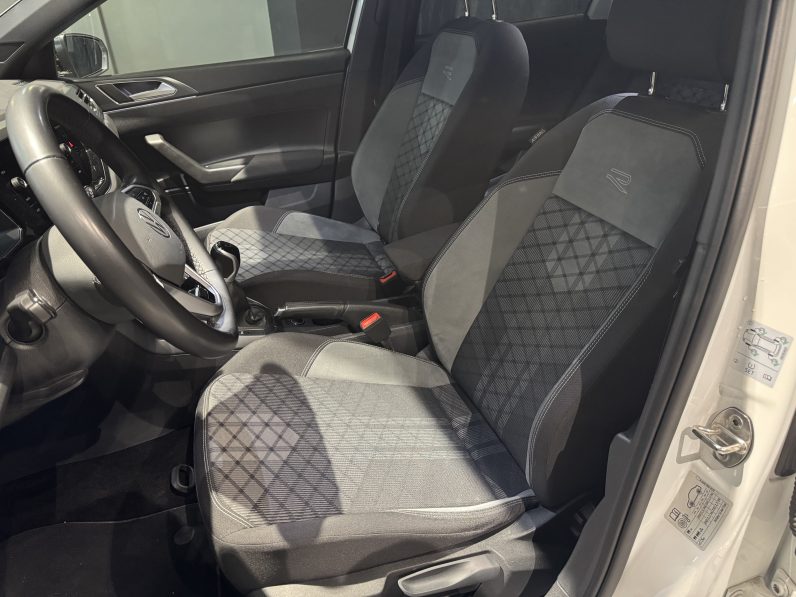 
								Volkswagen Polo R-line full									