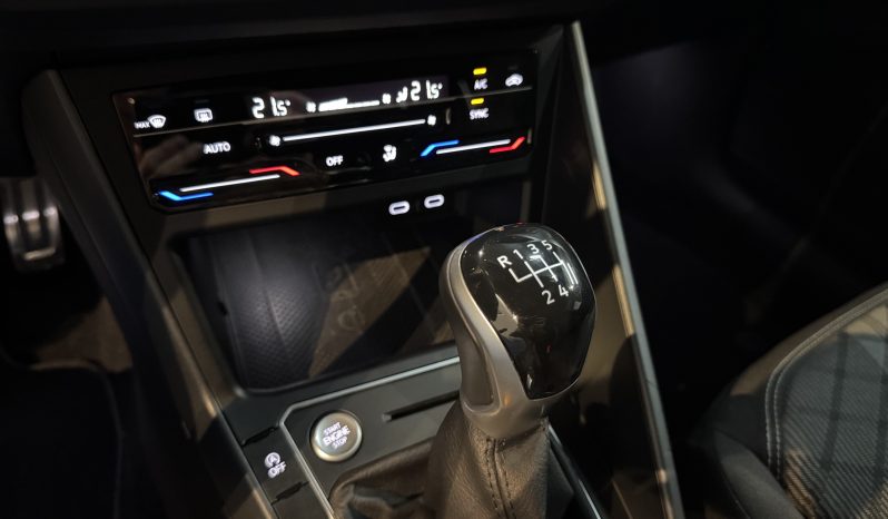 
								Volkswagen Polo R-line full									