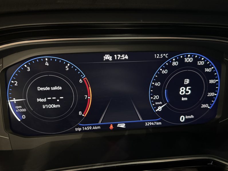 
								Volkswagen Polo R-line full									