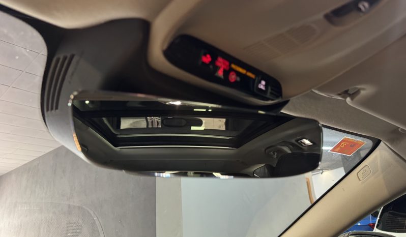 
								Volvo V60 Cross country full									