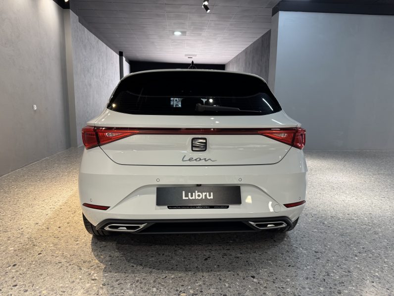 
								Seat Leon 1.5 TSI S&S full									