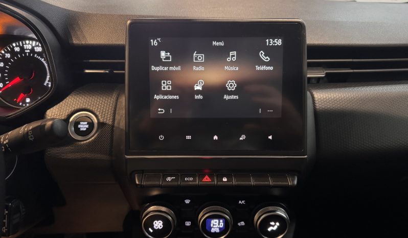 
								Renault Clio full									