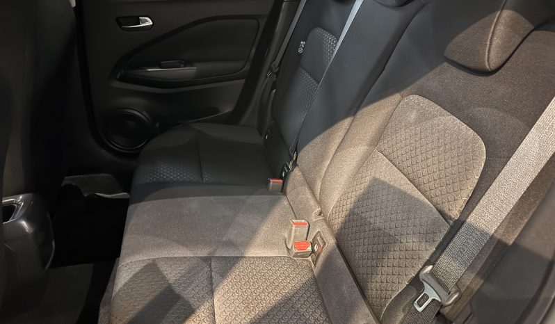 
								Renault Clio full									