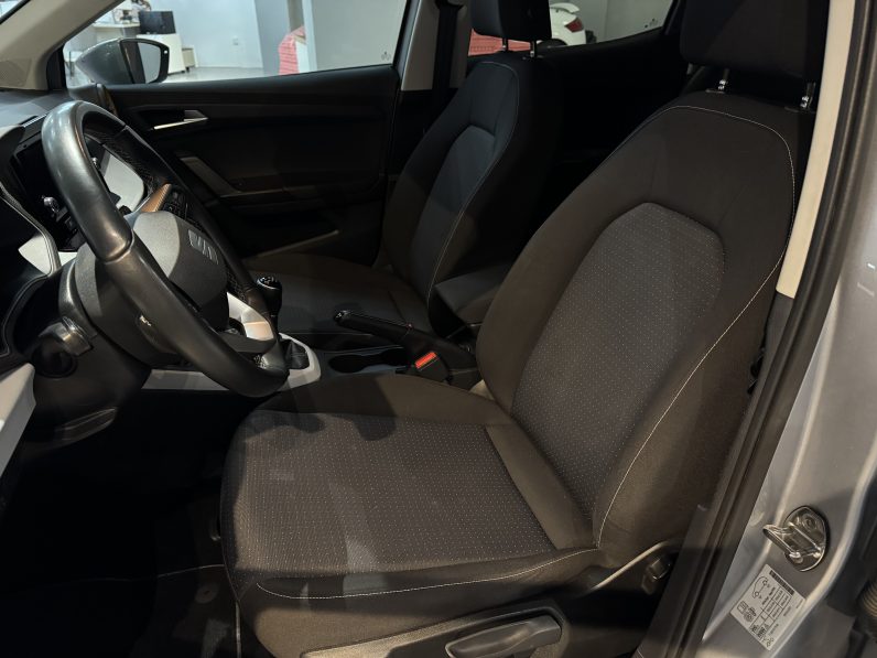 
								Seat Arona 1.0 TSIse full									