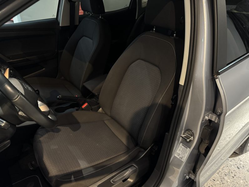 
								Seat Arona 1.0 TSIse full									