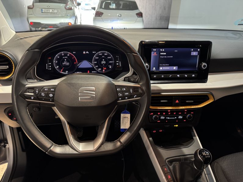 
								Seat Arona 1.0 TSIse full									