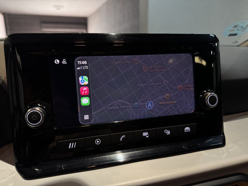 
								Seat Arona 1.0 TSIse full									