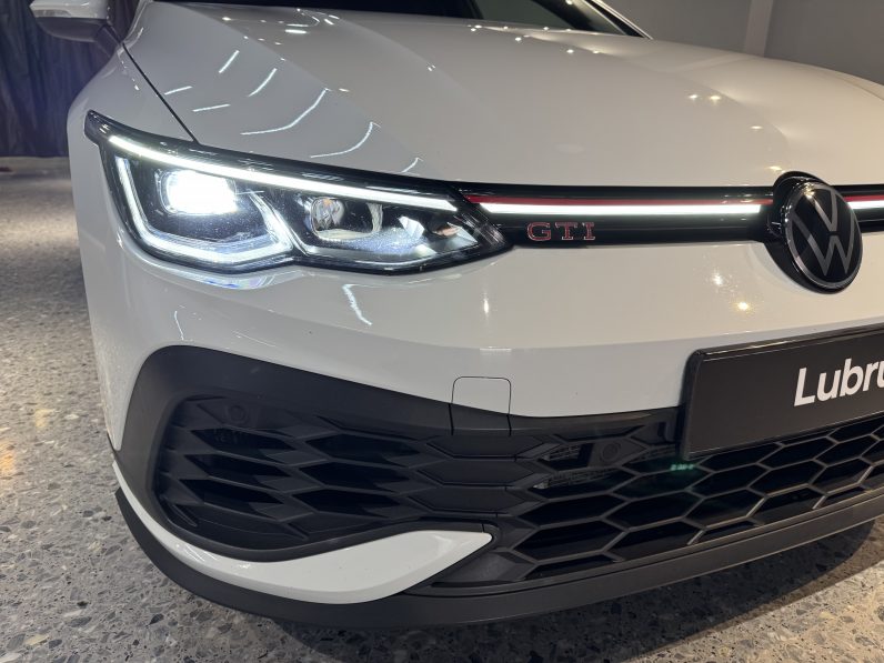 
								Volkswagen Golf GTI Clubsport full									