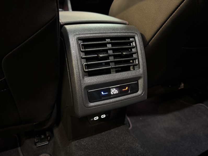 
								Volkswagen Golf GTI Clubsport full									