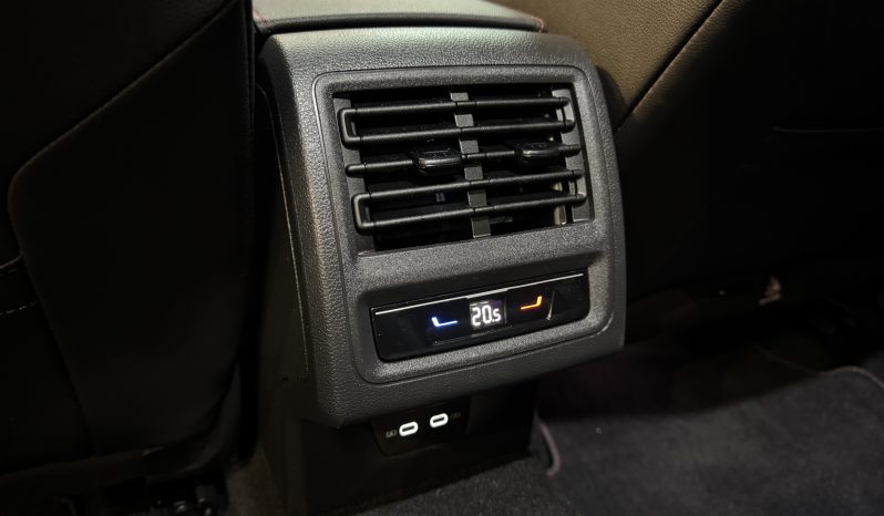 
								Volkswagen Golf GTI Clubsport full									