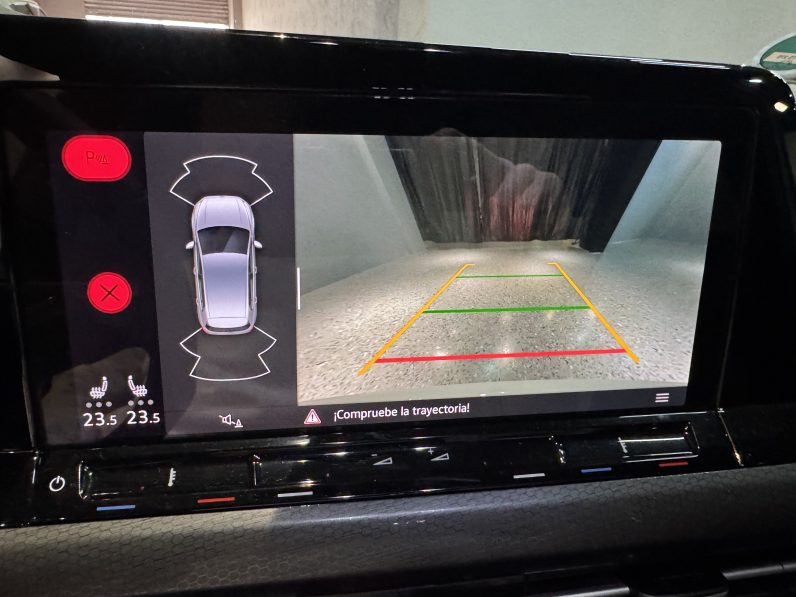 
								Volkswagen Golf GTI Clubsport full									