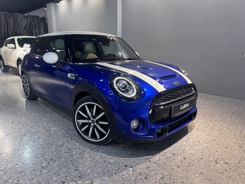 
								Mini Cooper S full									