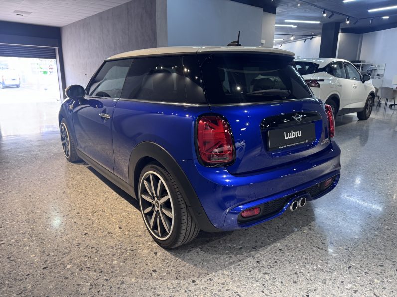 
								Mini Cooper S full									