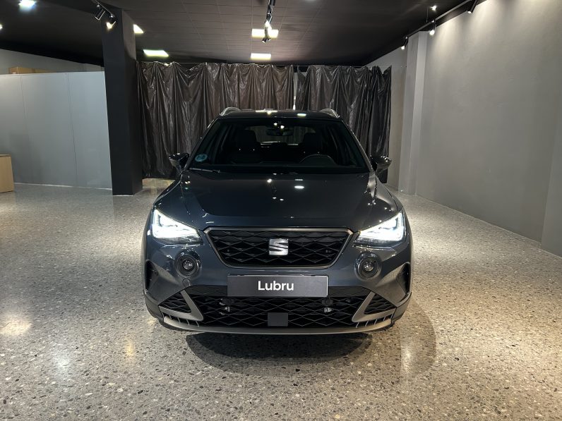 
								Seat Arona FR full									