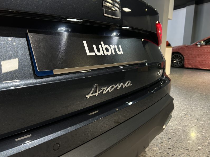 
								Seat Arona FR full									