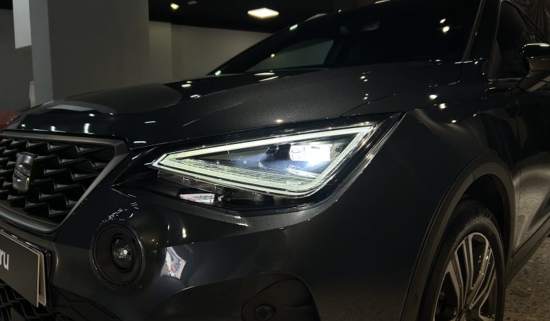 
								Seat Arona FR full									