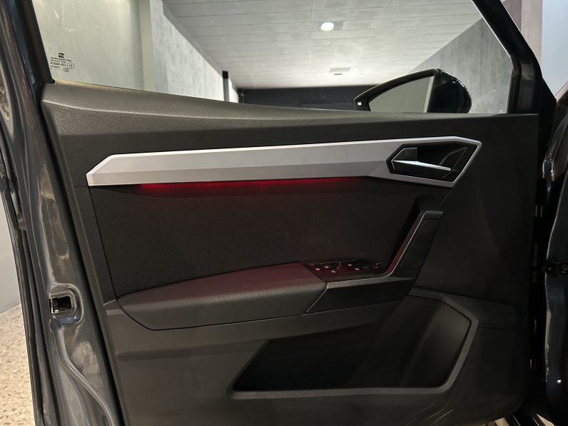 
								Seat Arona FR full									