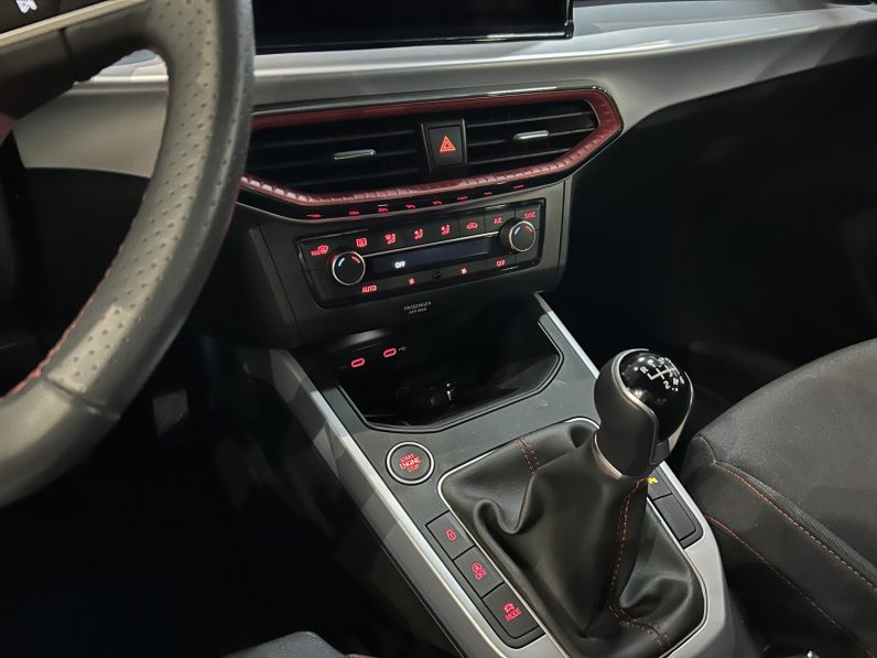 
								Seat Arona FR full									