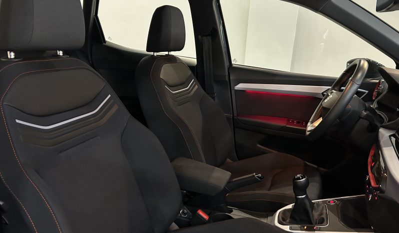 
								Seat Arona FR full									