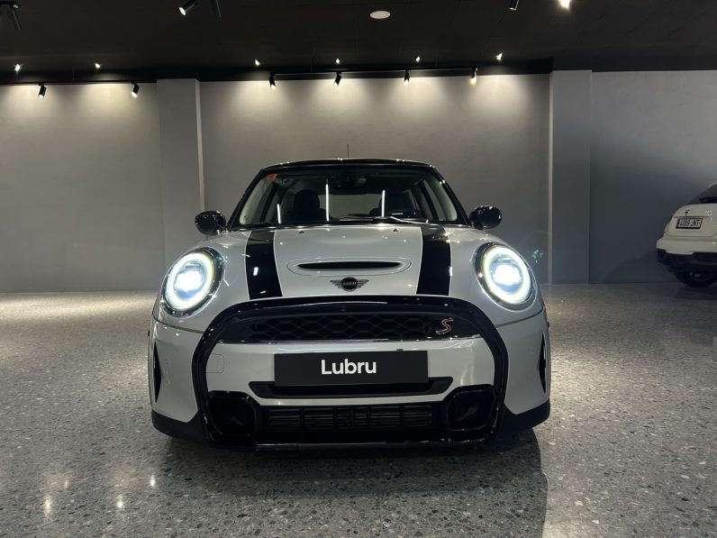 
								Mini Cooper S full									