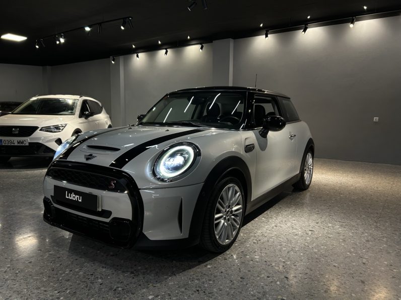 
								Mini Cooper S full									