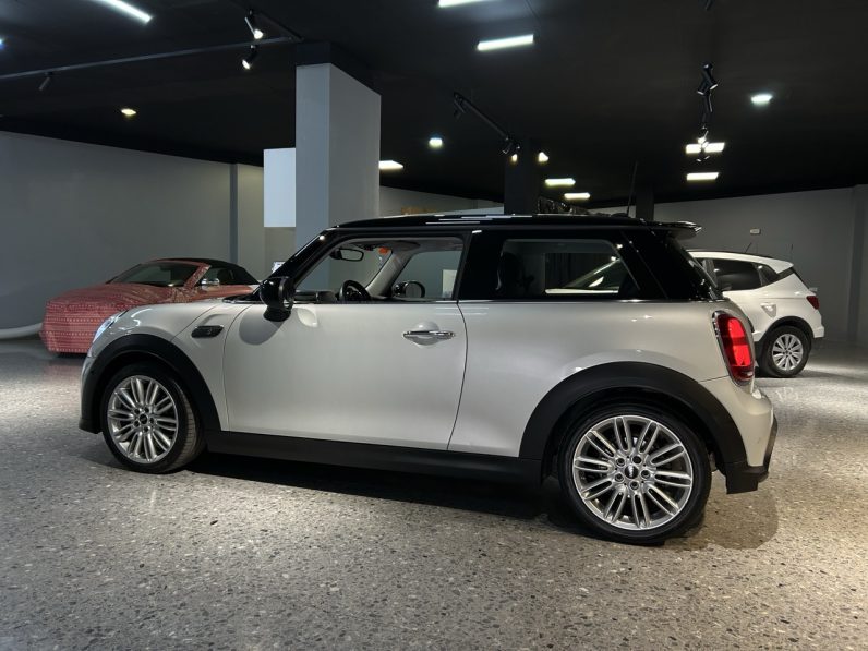 
								Mini Cooper S full									