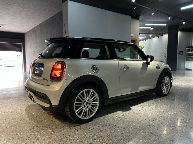 
								Mini Cooper S full									