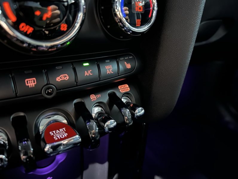 
								Mini Cooper S full									