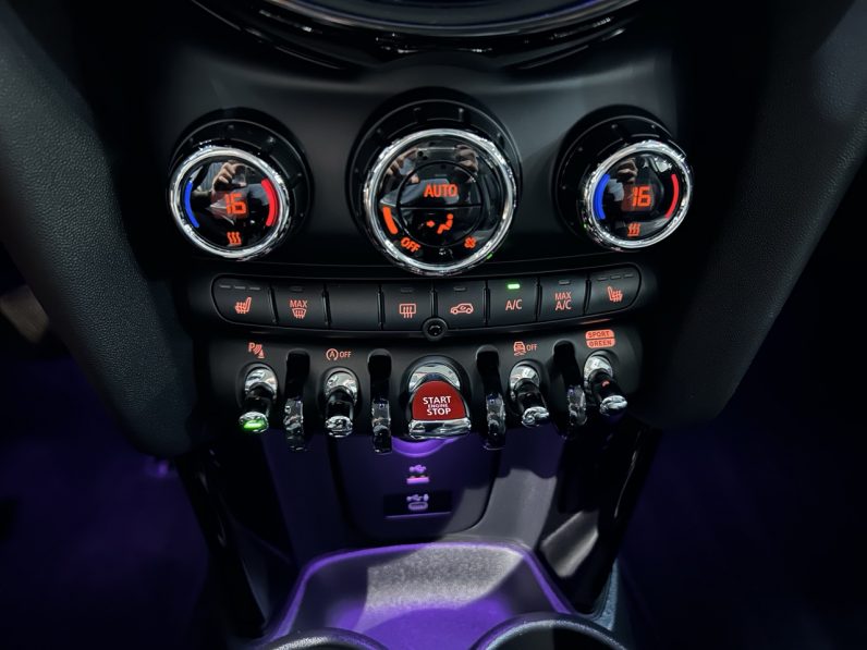 
								Mini Cooper S full									