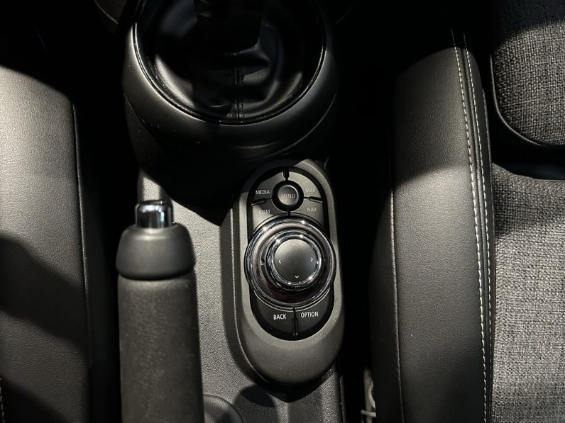 
								Mini Cooper S full									