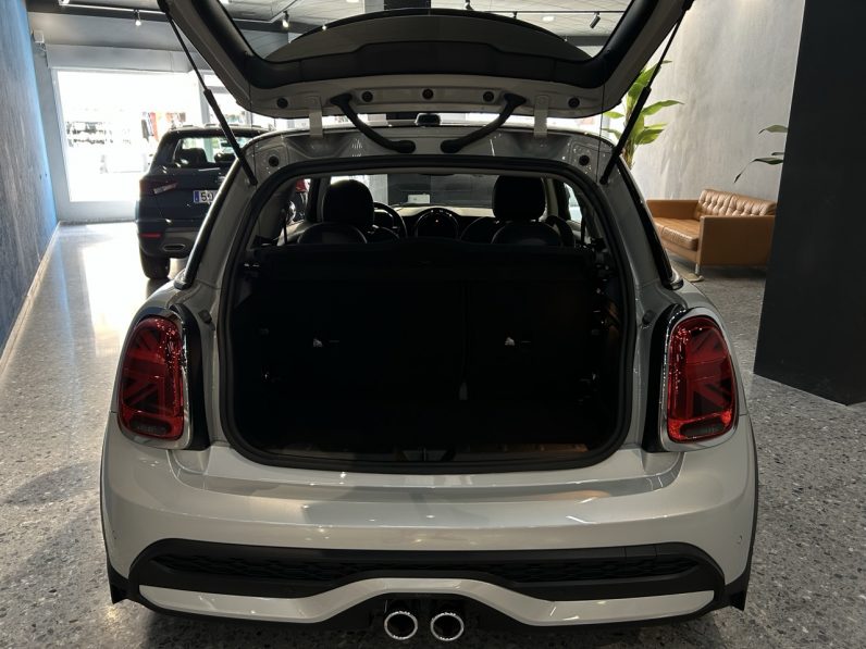 
								Mini Cooper S full									