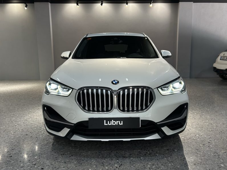 
								BMW X1 20i full									