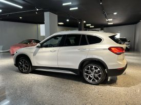BMW X1 20i