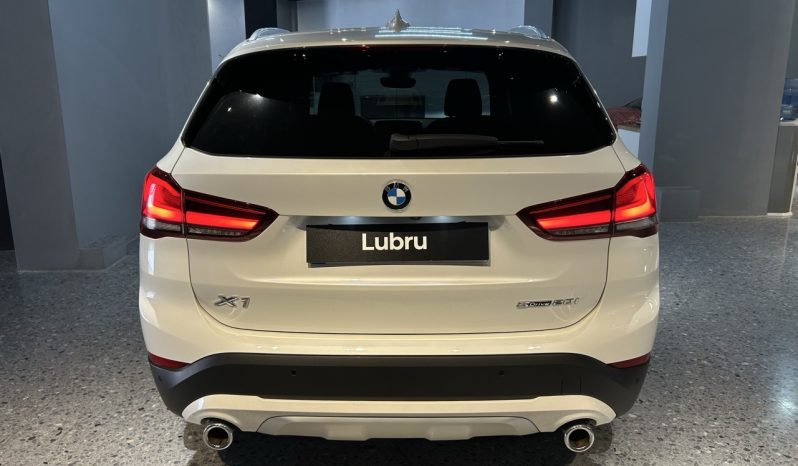 
								BMW X1 20i full									
