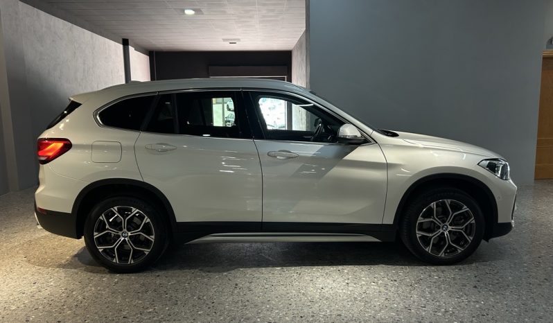 
								BMW X1 20i full									