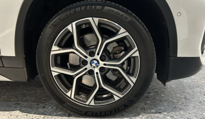 
								BMW X1 20i full									