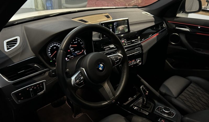 
								BMW X1 20i full									