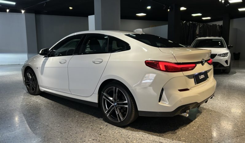 
								BMW Serie 218d full									