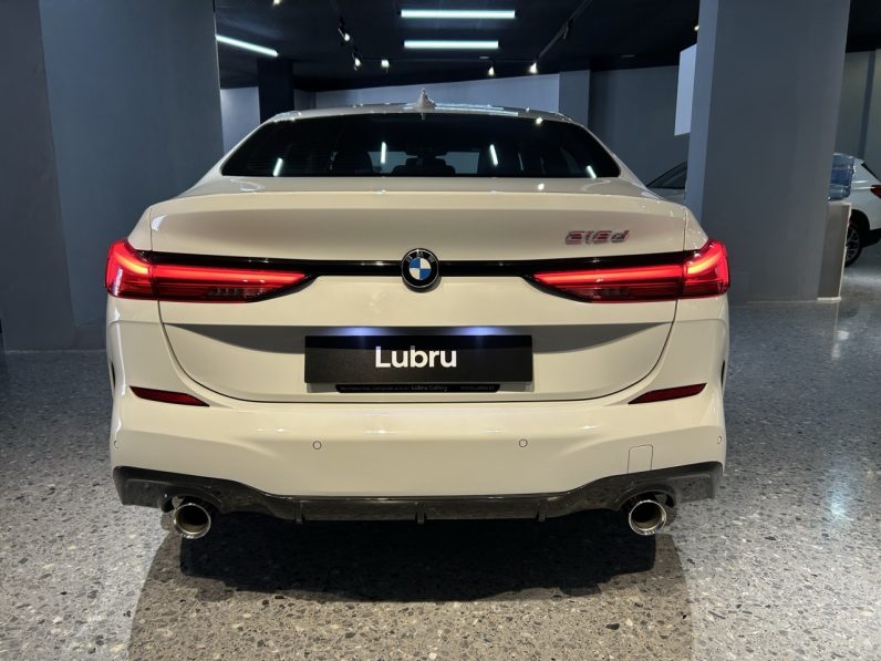 
								BMW Serie 218d full									