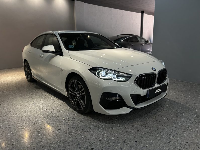 
								BMW Serie 218d full									