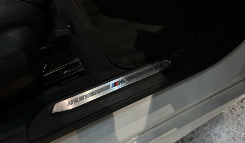 
								BMW Serie 218d full									