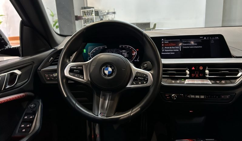 
								BMW Serie 218d full									