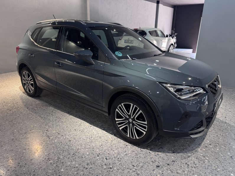 
								Seat Arona FR full									