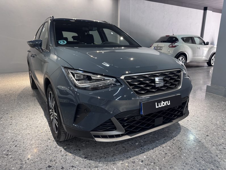 
								Seat Arona FR full									