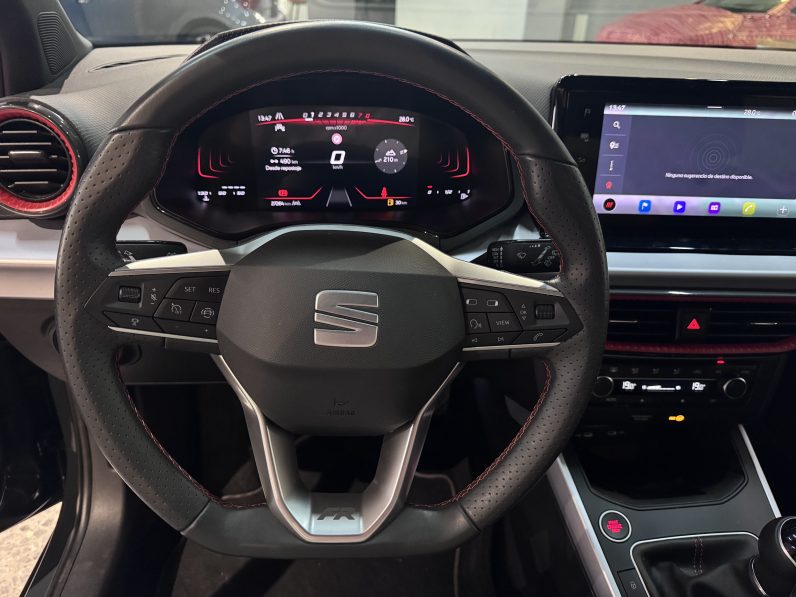 
								Seat Arona FR full									