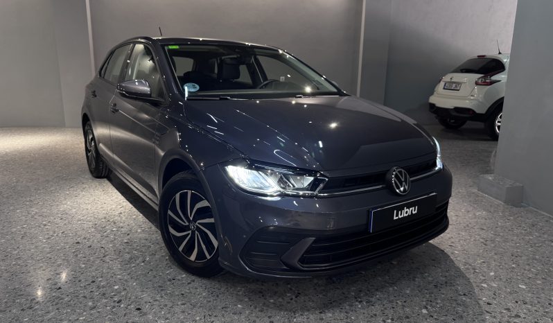 
								Volkswagen Polo Life full									