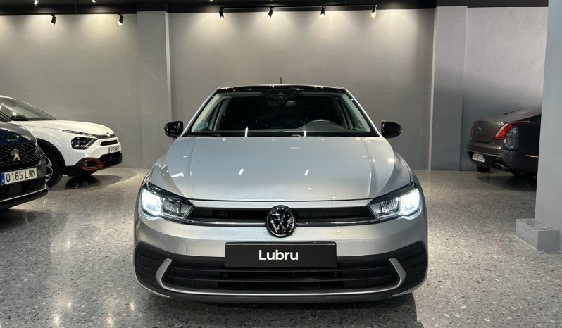 
								Volkswagen Polo Life full									