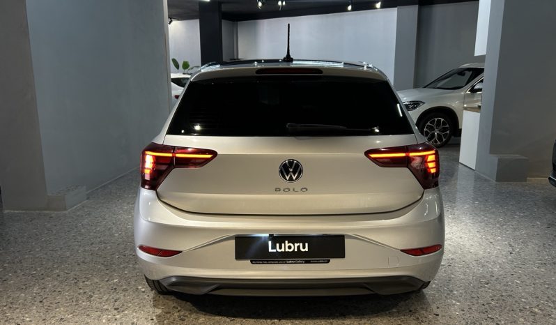 
								Volkswagen Polo Life full									