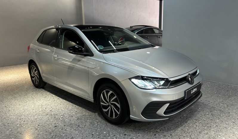 
								Volkswagen Polo Life full									