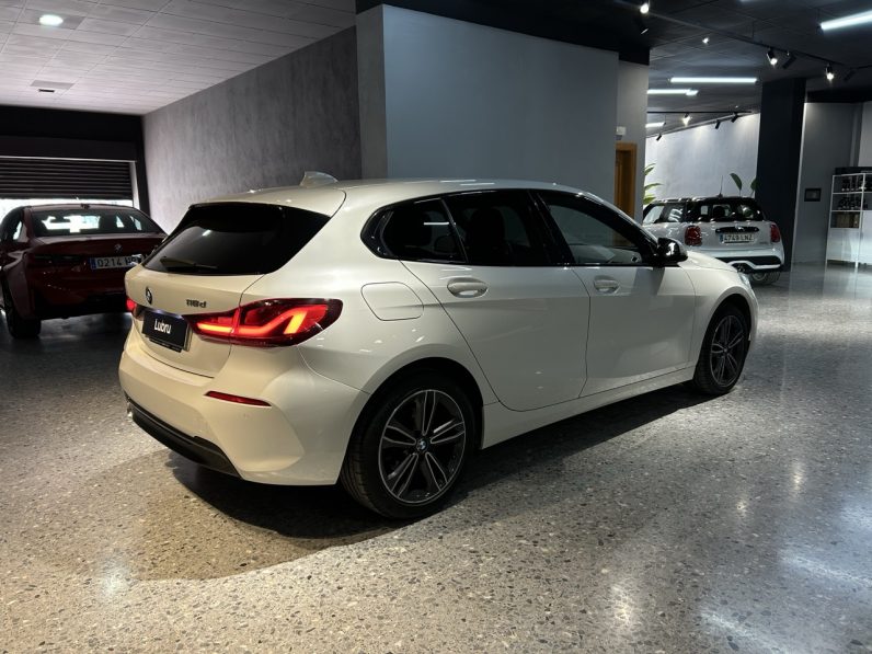 
								BMW Serie 1 116d full									